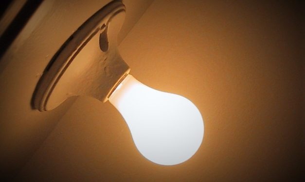 Energooszczędne źródła światła do salonu – Jak wybrać?