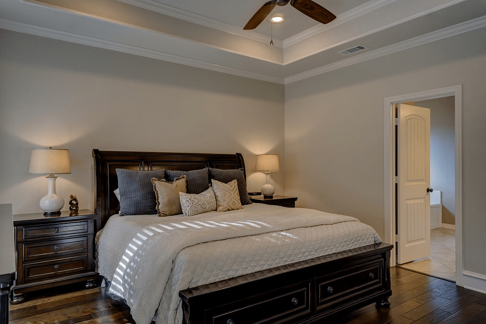 Meble do małej sypialni – 5 pomysłów na najlepszą aranżację